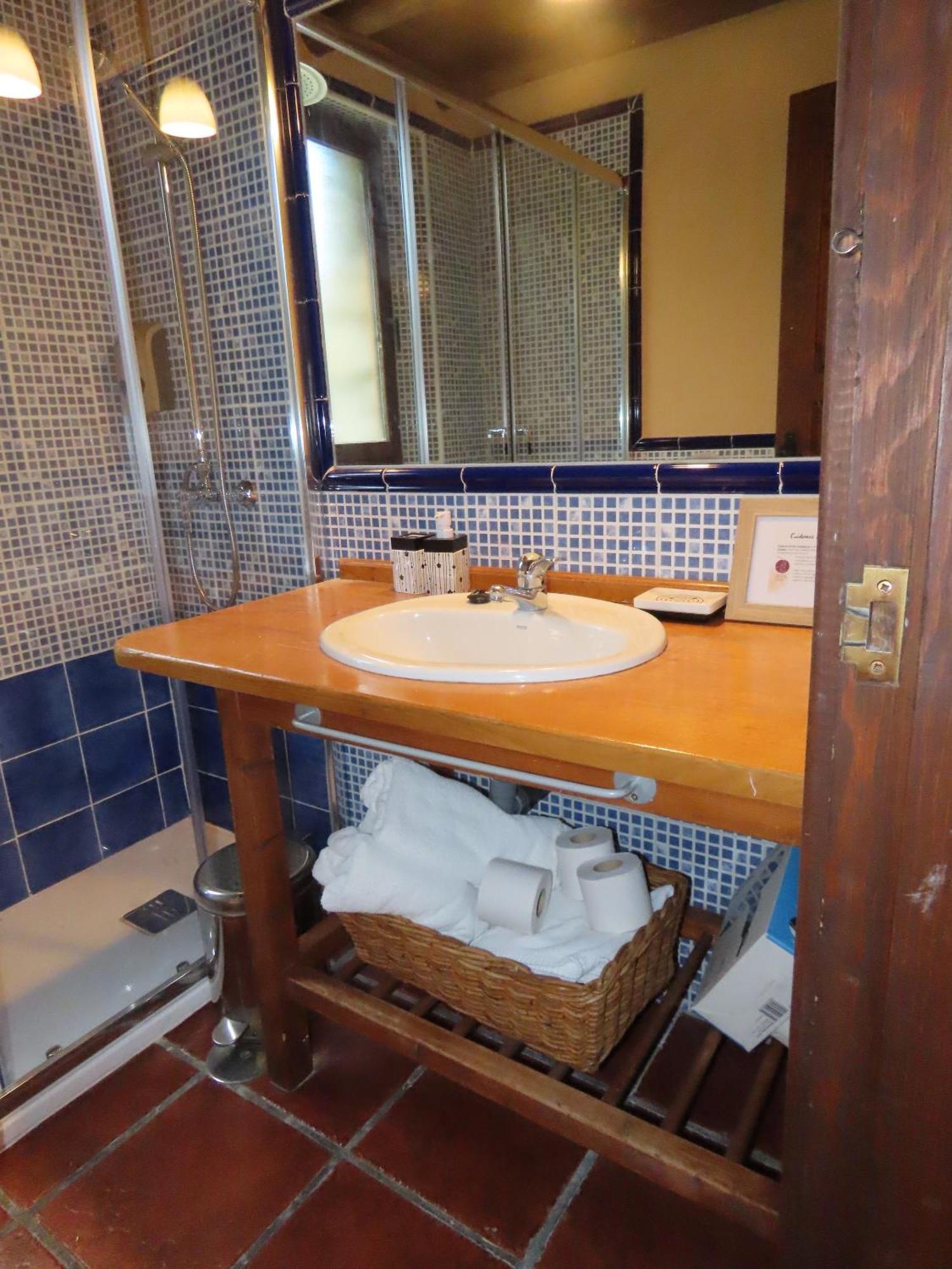 Casas Rurales Cimera Ybrincalobitos Hoyos del Espino Rum bild